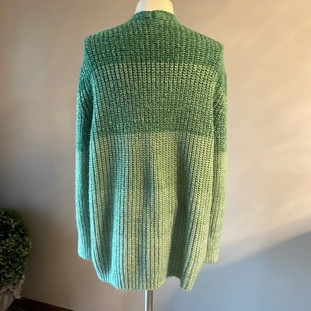 BP women’s GREEN OMBRÉ cardigan sweater open front oversized small